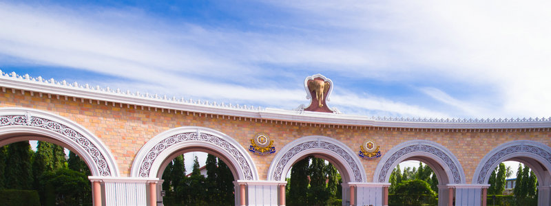 中央財(cái)經(jīng)大學(xué) 中央財(cái)經(jīng)大學(xué)